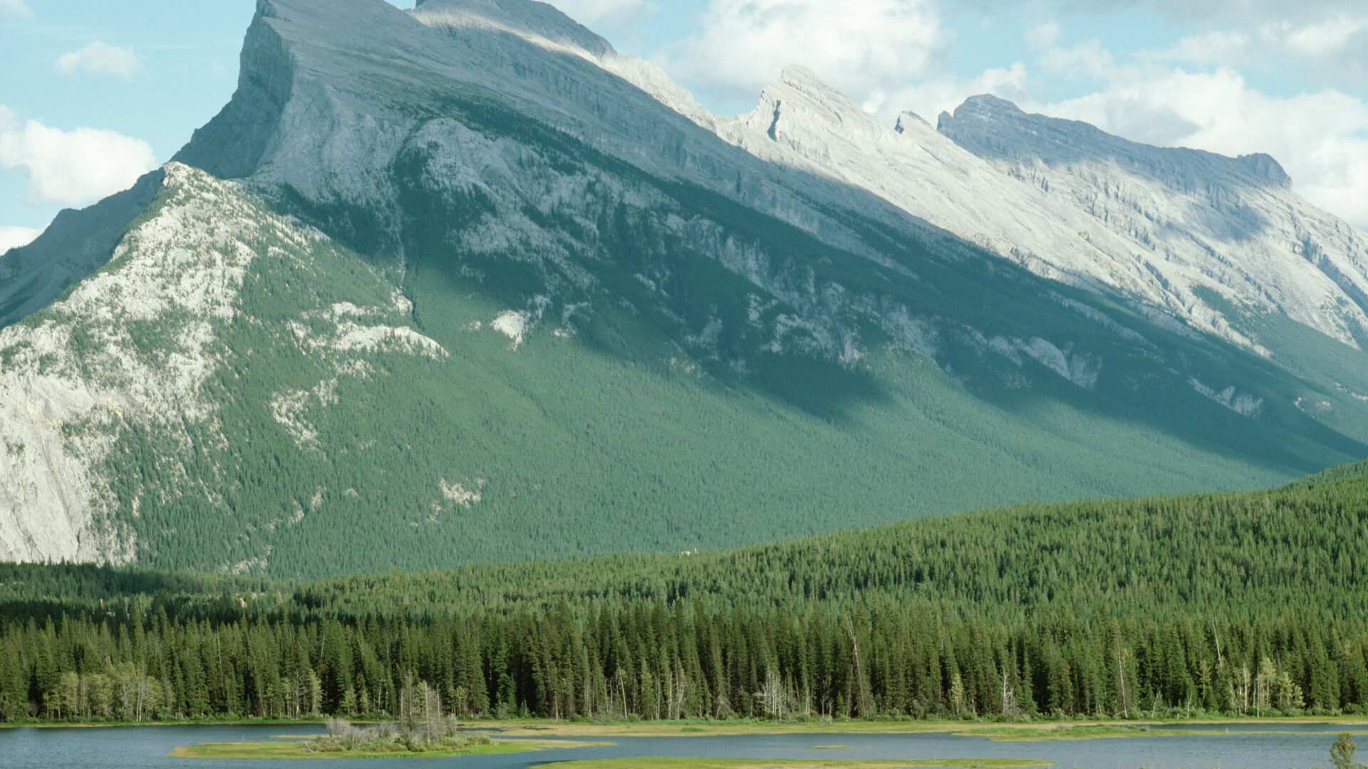 Landscape image of a mountain range. From Photos.com